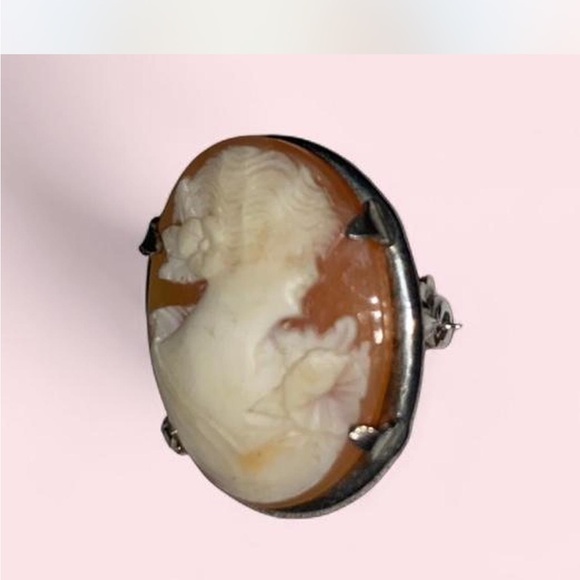 Antique hand carved Cameo brooch set in 925 sterling silver - Picture 3 of 4
